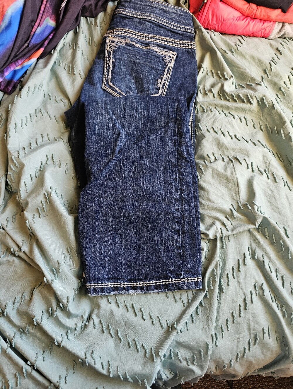 Silver Jeans Women's Dark Blue Boot Cut with Embroidered Back Pocket